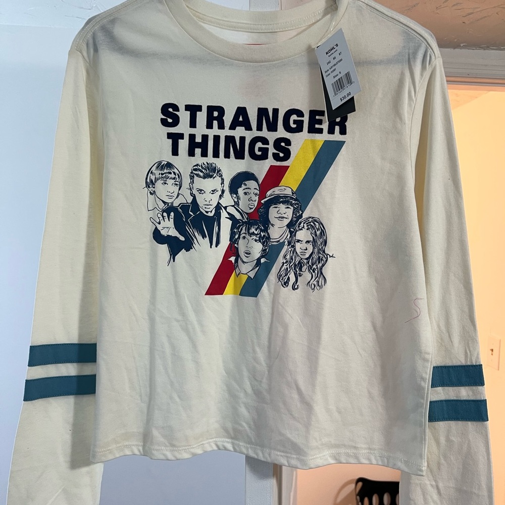 NWT Stranger Things Crop Long Sleeve